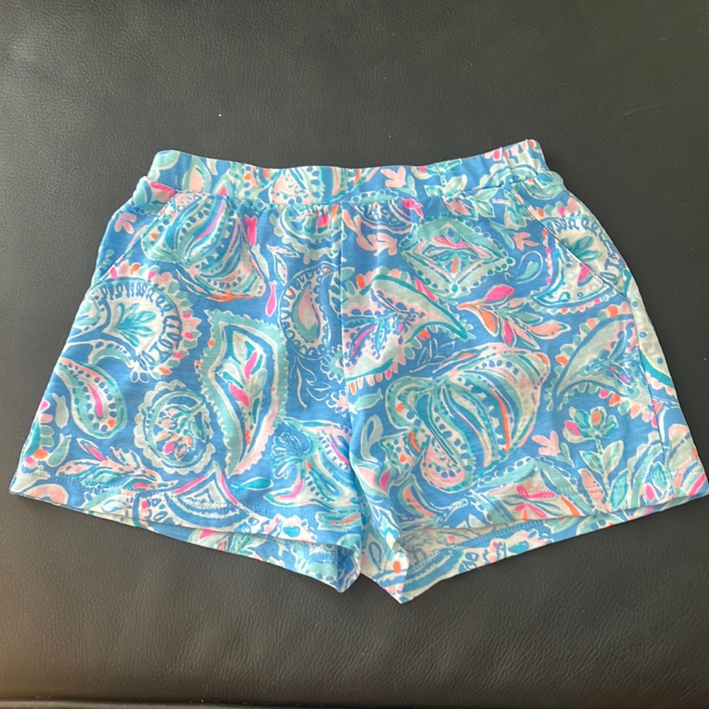 Little girl size small Lilly Pulitzer shorts
